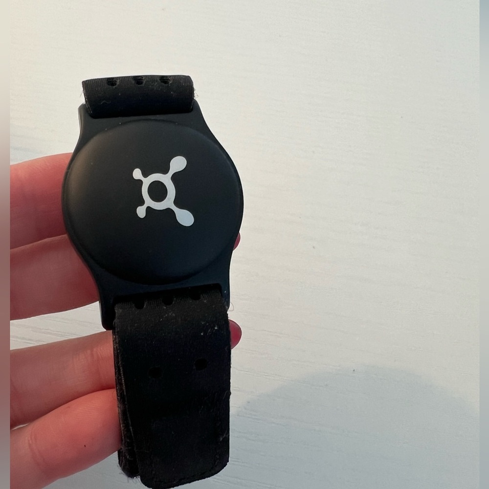 Brand new orange theory beat burn monitor.